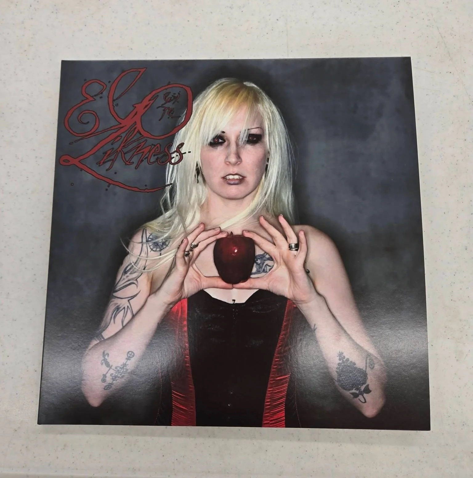 Holy crap, you guys! These look absolutely beautiful!

Looks like I start shipping tomorrow! Amazing work from the fine folks at Hellbender Vinyl!!!

Dear Steven Archer Donna Lynch MindCage Rick and Mike Johnson...

Thank you for having faith in me t