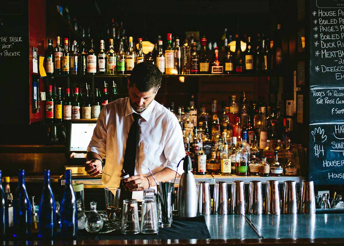 A Bartender's Guide to Cocktails in Charleston — FED Guides