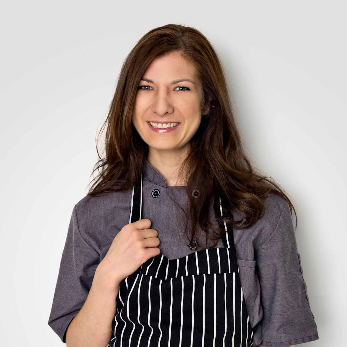 Headshot - Executive Pastry Chef Monica Glass-2.jpg