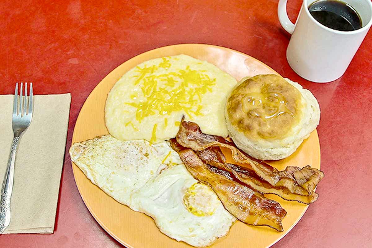Photograph courtesy of T-Ray's Burger Station
