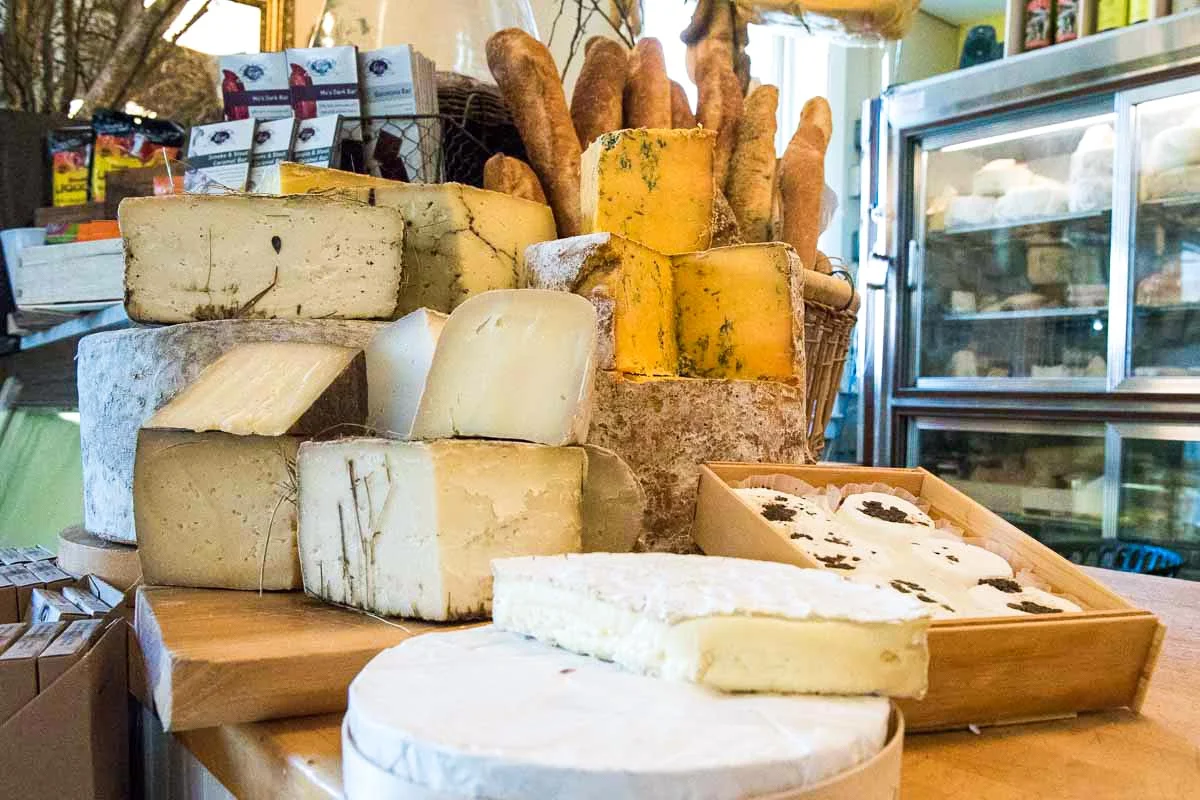 Cavaniola's | Photo Credit: ©Find. Eat. Drink.