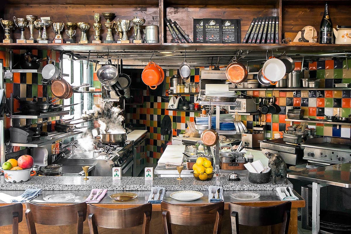 Photograph courtesy of Yudale Bar