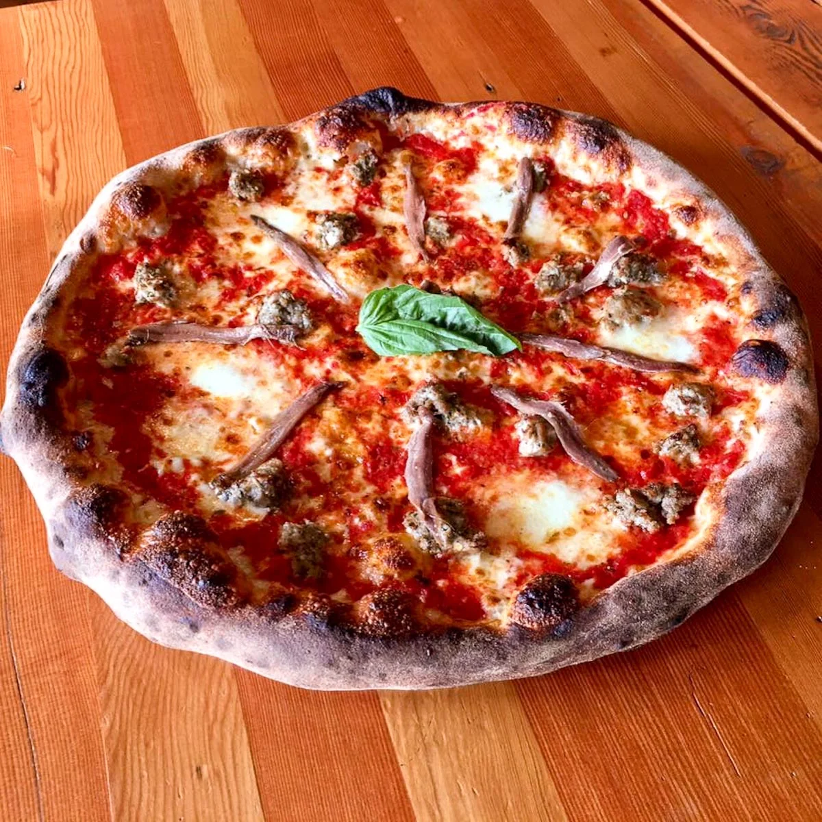 apizzascholls-2.jpg