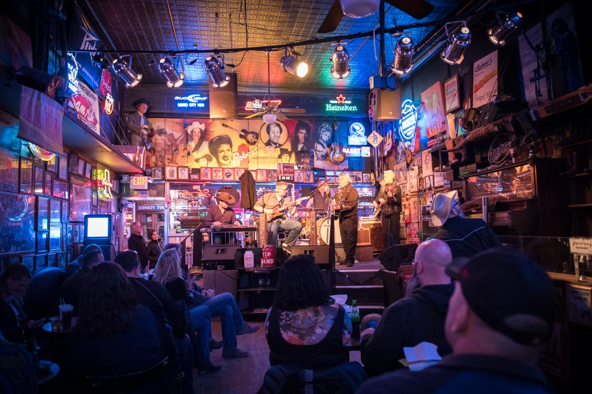 Music at Robert's Western World | Photo Credit: ©Find. Eat. Drink.