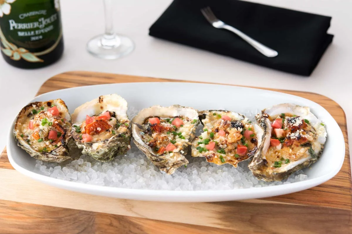 M32 Broiled Oysters | Photograph courtesy of Marker 32