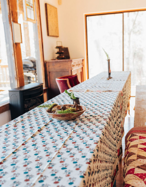 RisingSunRetreat-House-Dining.png