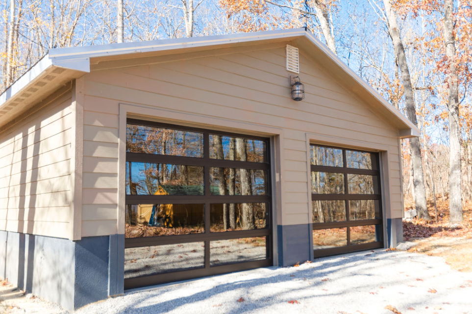 RisingSunRetreat-YogaStudio-2.png