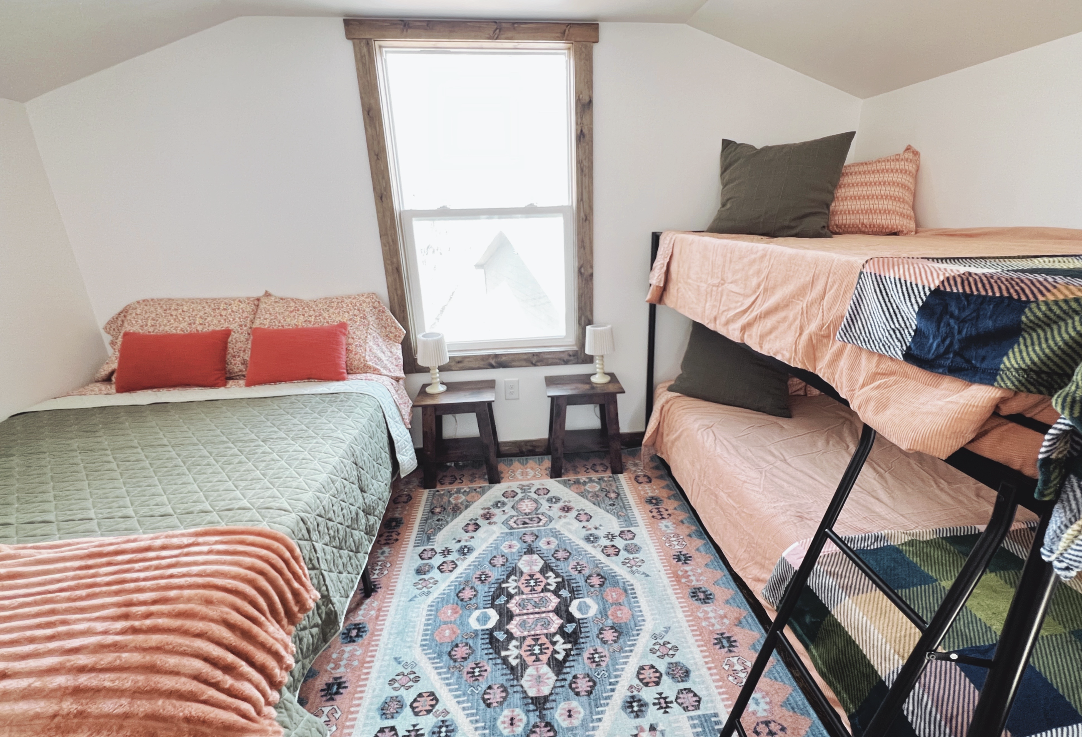 Hideaway Tiny House beds at Rising Sun Retreat.
