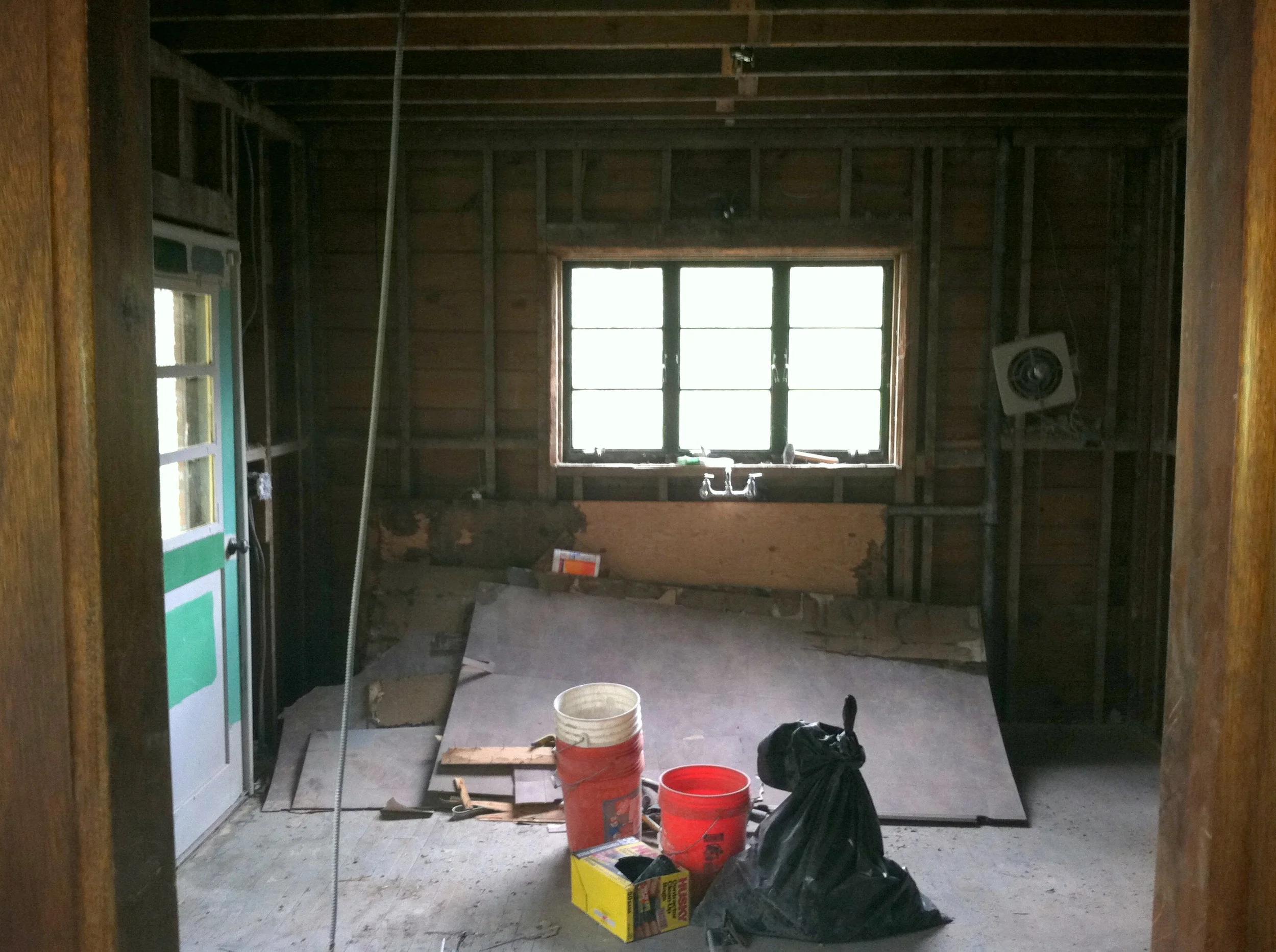 clean demo dining door .JPG