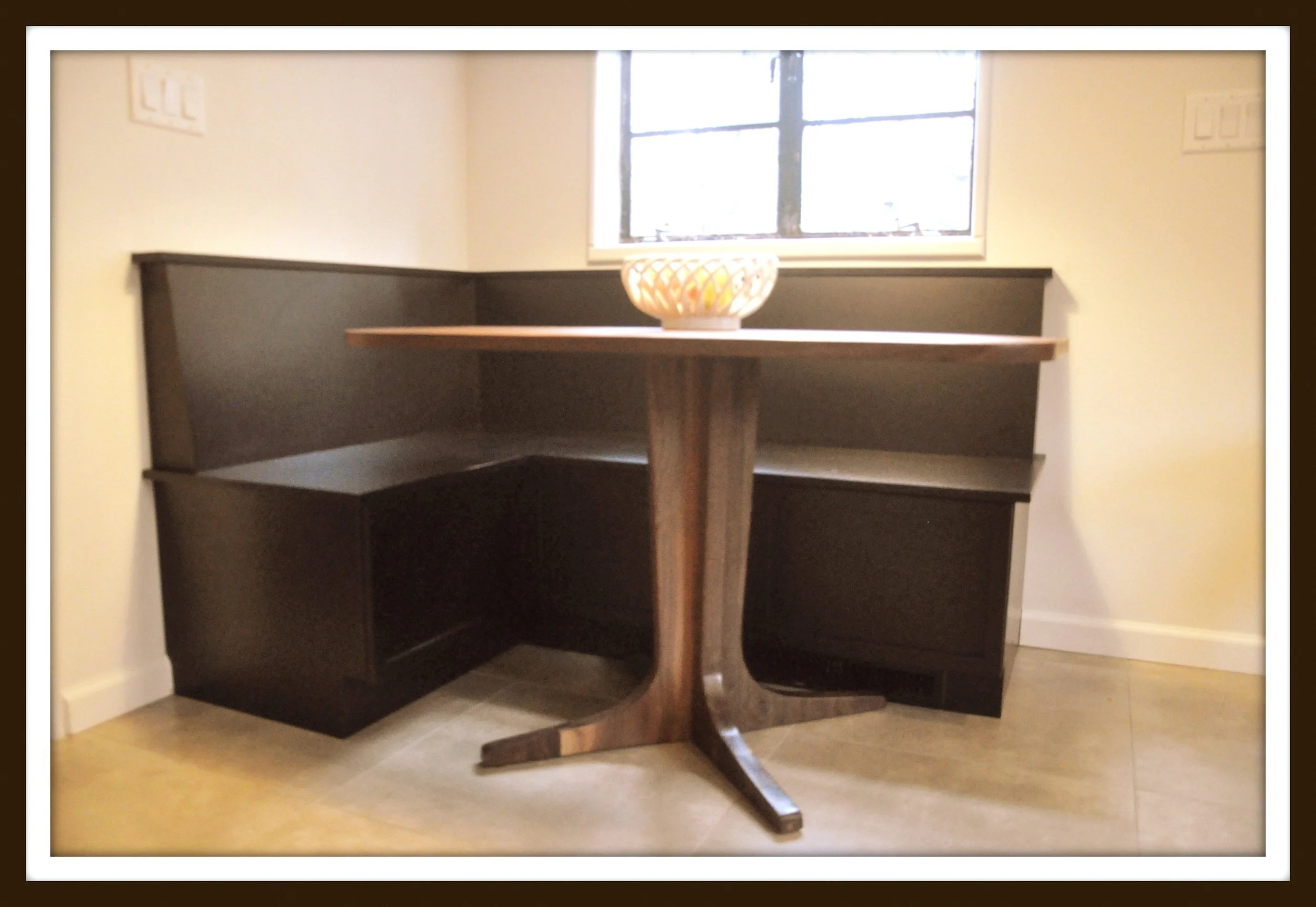 Lib+kitchen+bench+and+table.jpg