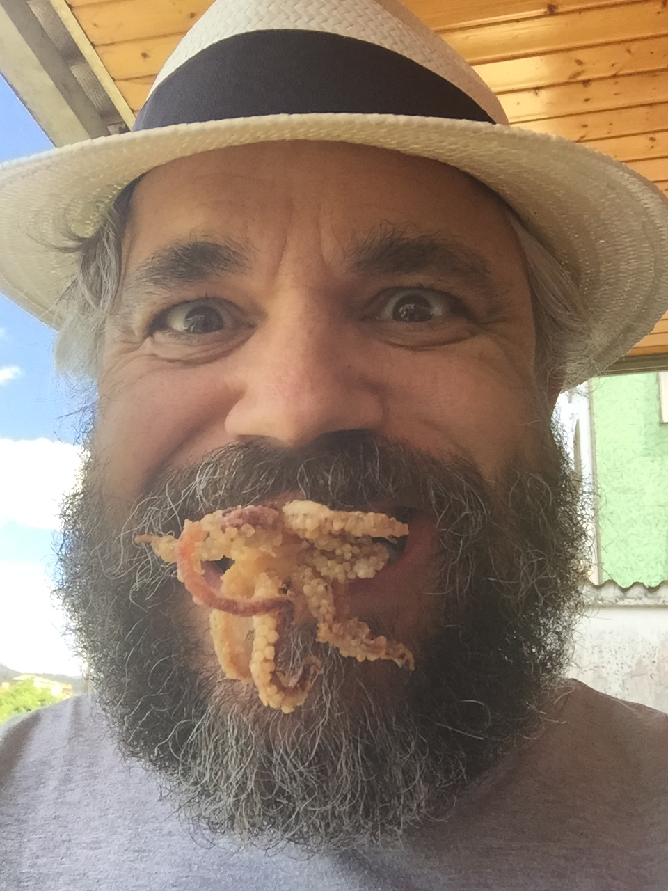 Picture unrelated. Claudia looked nothing like either of these creatures.