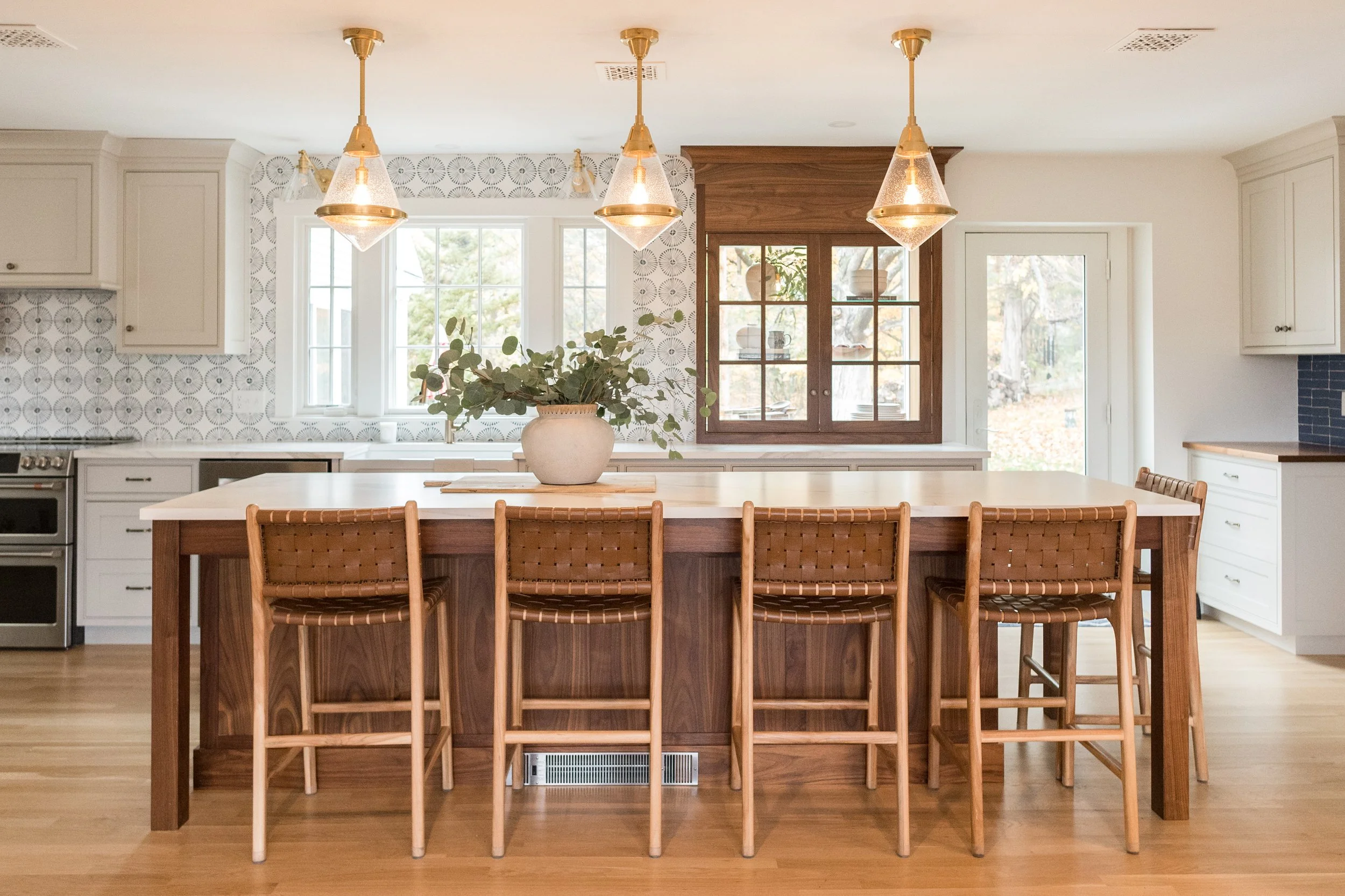  Photography:  Freebird Photography   Interior Designer:  Ivory &amp; Bone   Builder:  H. Becker Custom Builder  