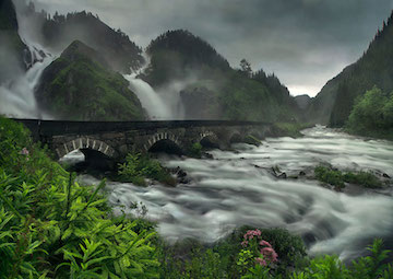 A Lord of the Rings Kind of Place that is in Norway 