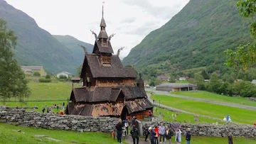 norway-attractions-borgund-stave-church-outside_dsc00772.jpg