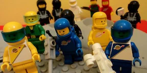 o-80S-TOYS-facebook.jpg