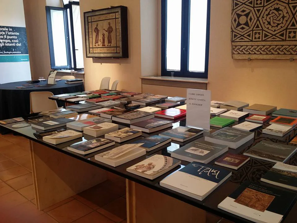  Esposizione delle novità editoriali 