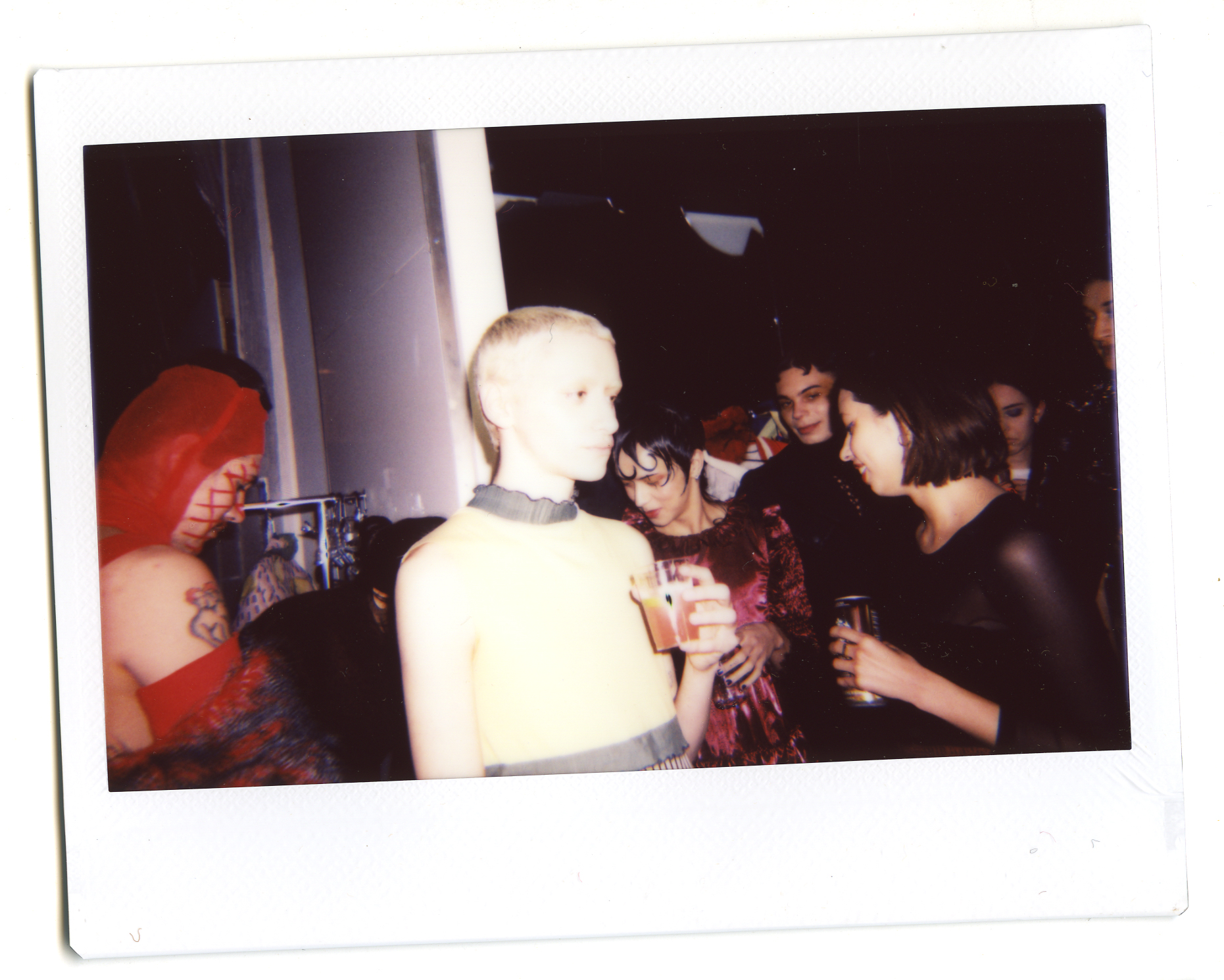 Benefit_LE_005.jpg
