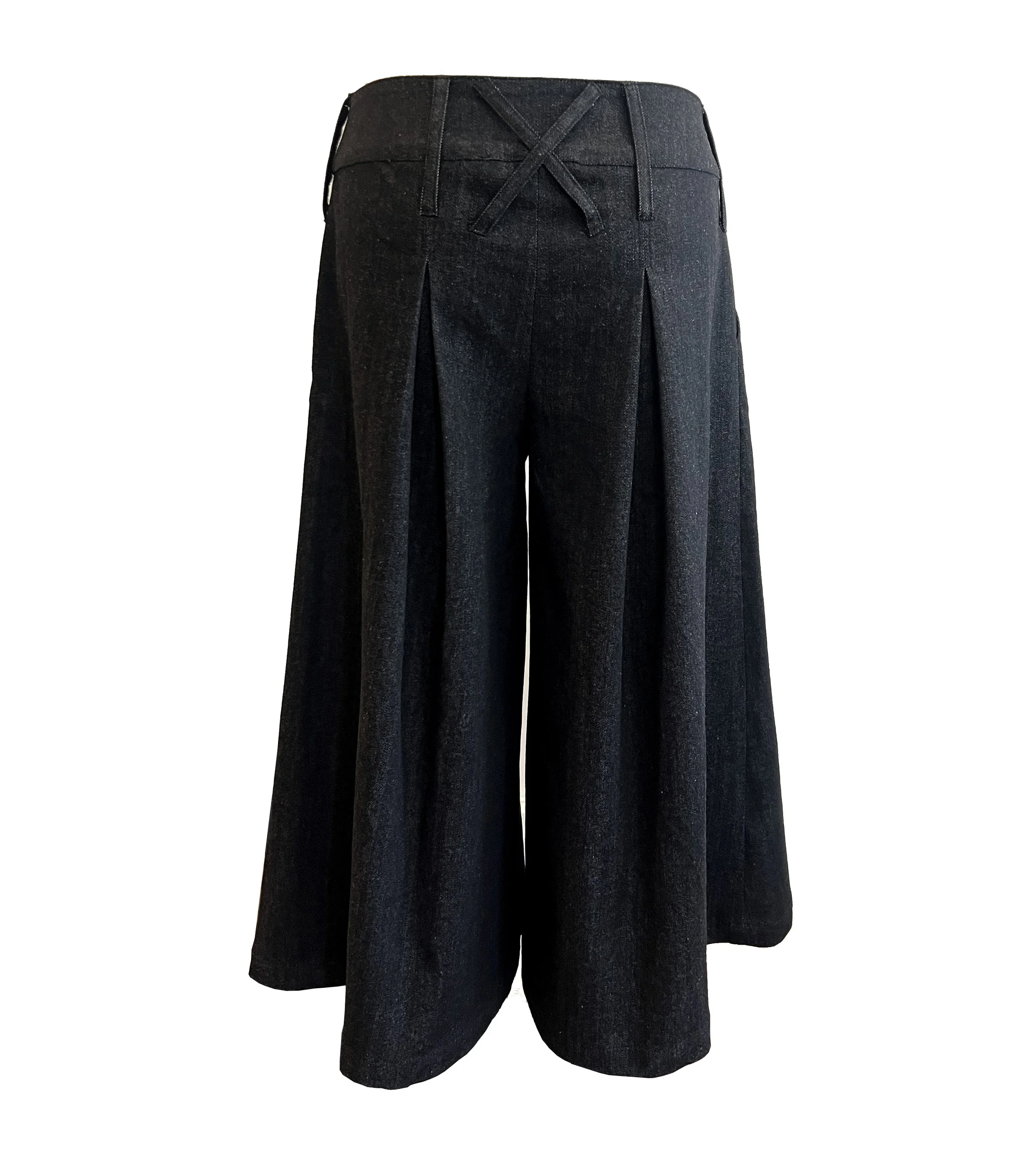 pleated shorts back view 2026.jpg