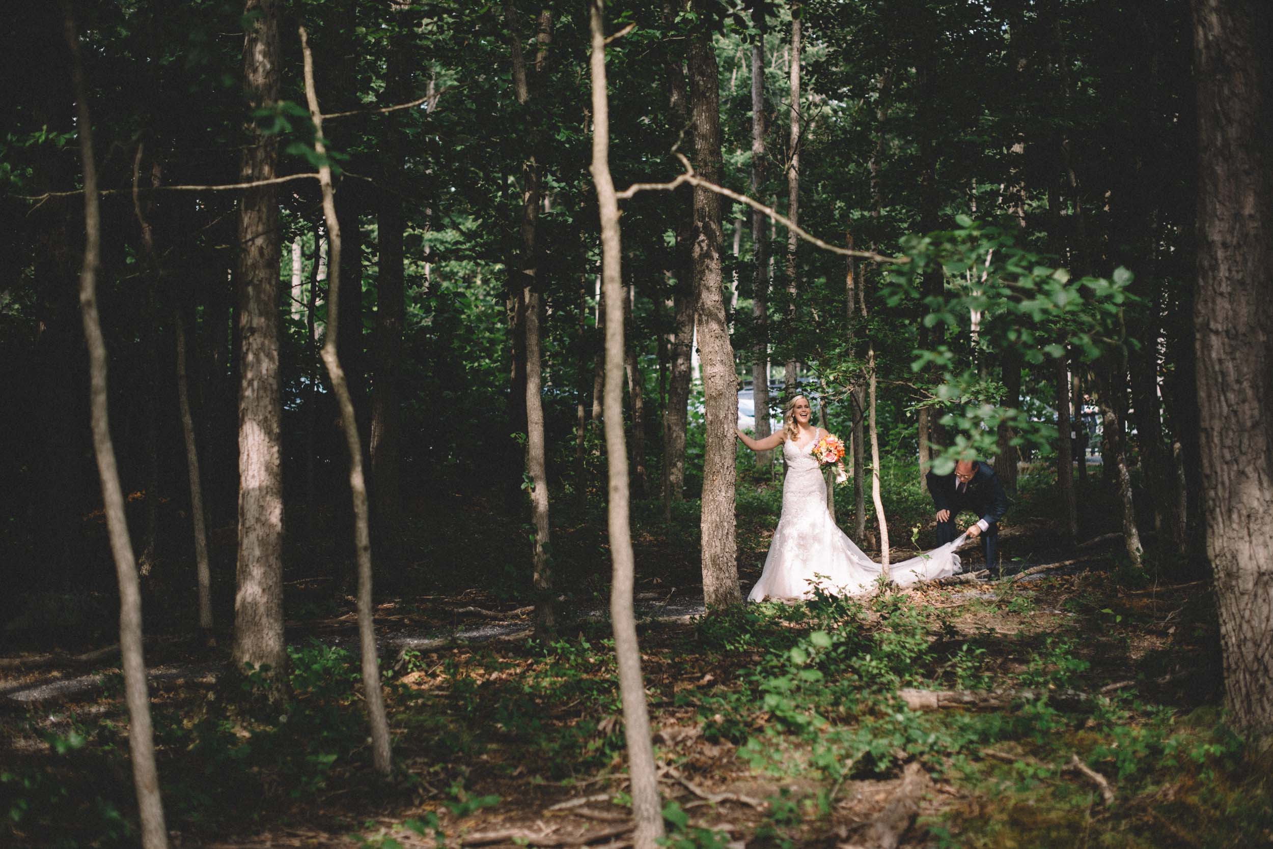 Wedding ceremony at Shenandoah Woods