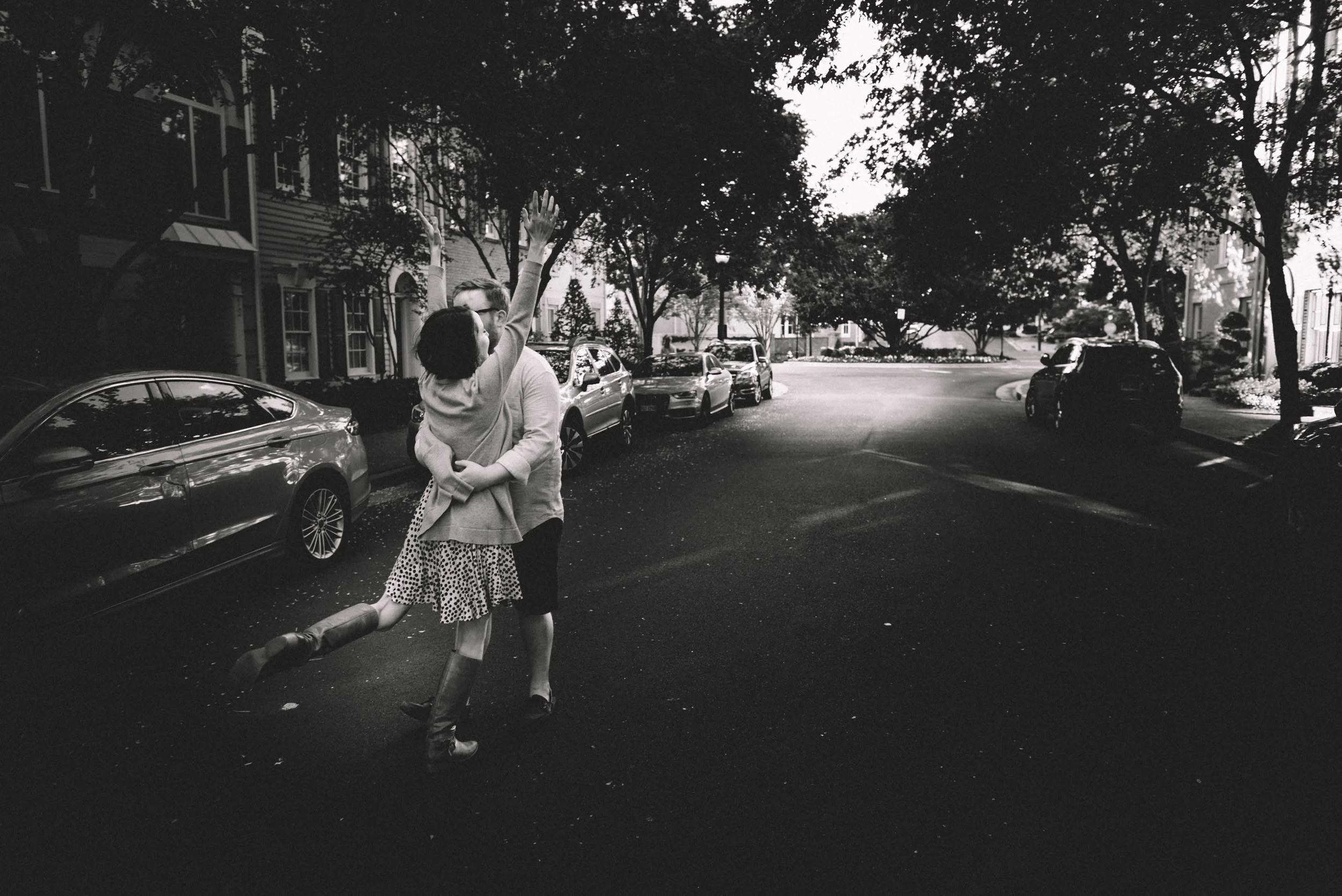 oldtown-alexandria-engagement-session-17.jpg