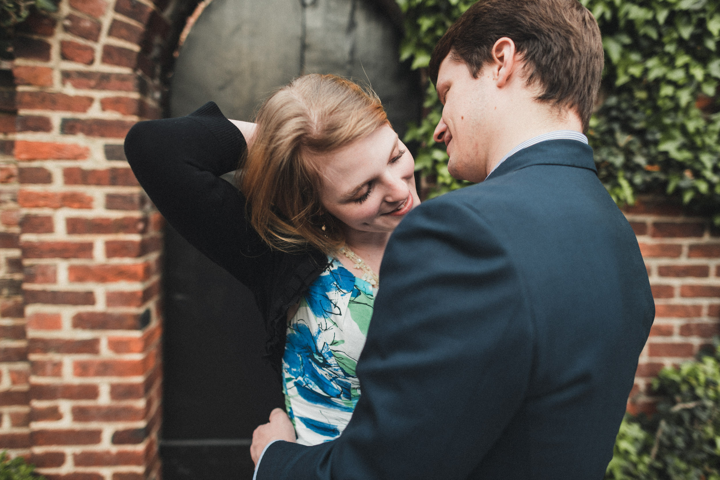 old town alexandria engagement session