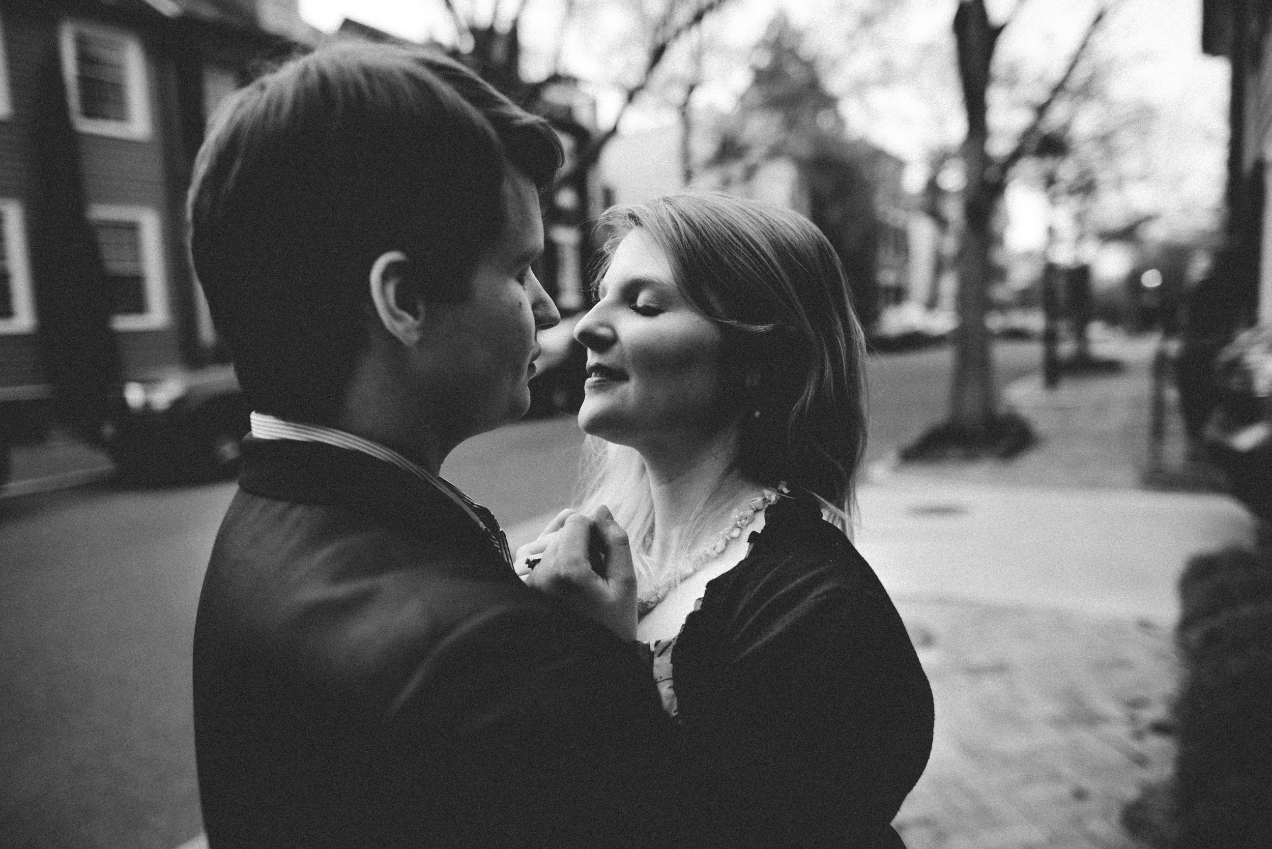 old town alexandria engagement session 