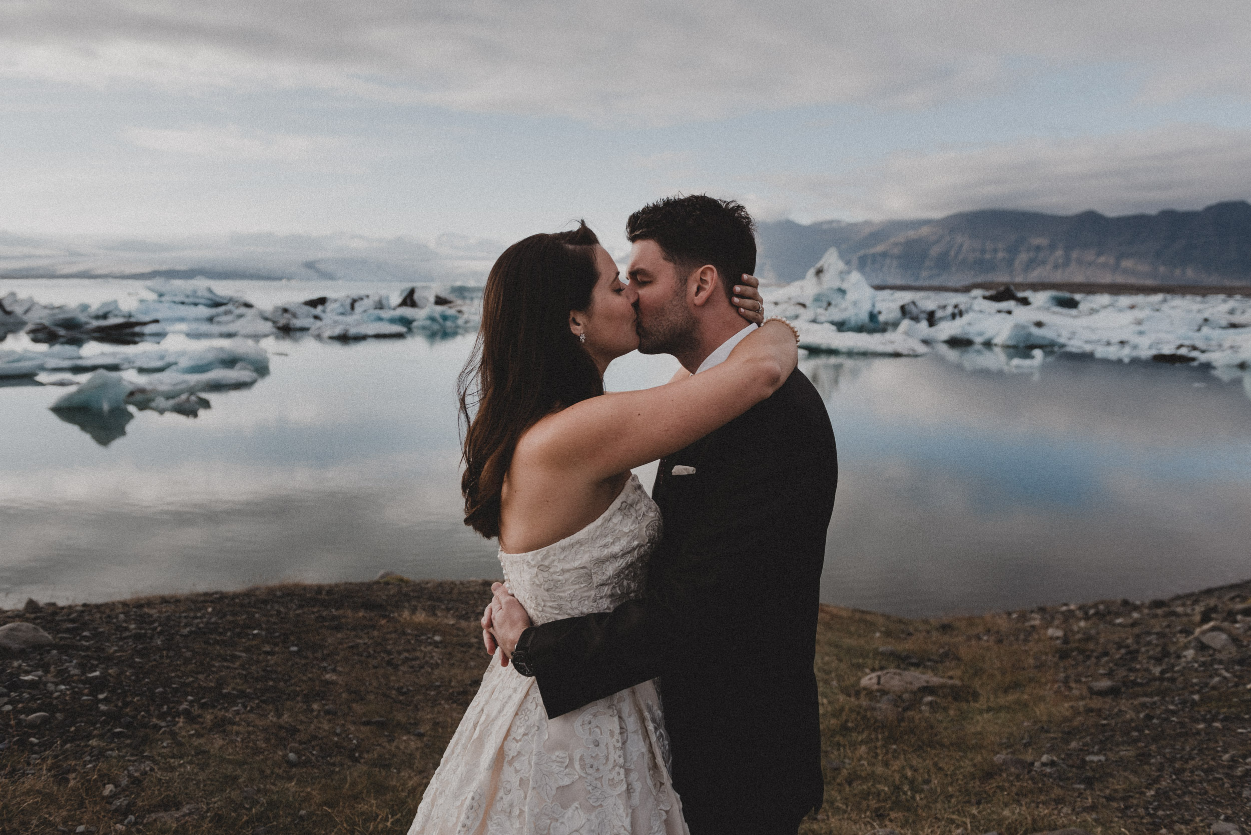 Iceland elopement photographer-60.jpg