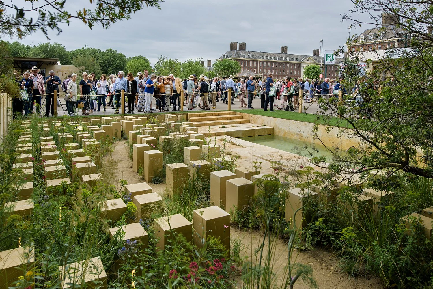 VisitorsGardens_0029.jpg
