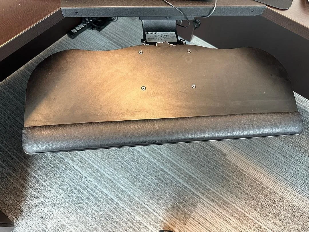 v2_xSNj48Wc8u8_sTbk1LZfj4KXzg3Cw2EhIe-JIxhc3Qq8_r-3zfiDjQ==