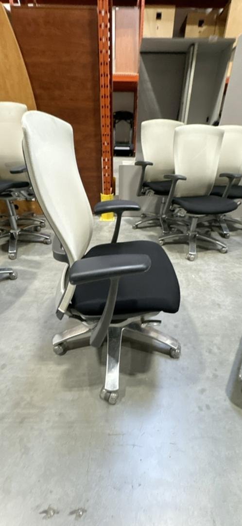 v2_ic5uUYmRZ3QGMUvEgCJUk_iPLRqeHUS5xfddasL6zbxn6ISh2-w9pA==