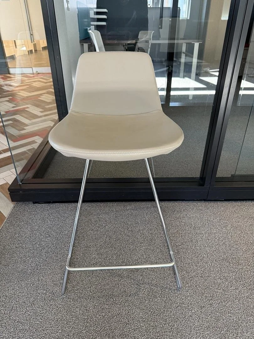 v2_85_KXZZWO1f_1Zf19CPzphLcImLHIhS4V9JhvG5h8zATYV-8tGuanw==