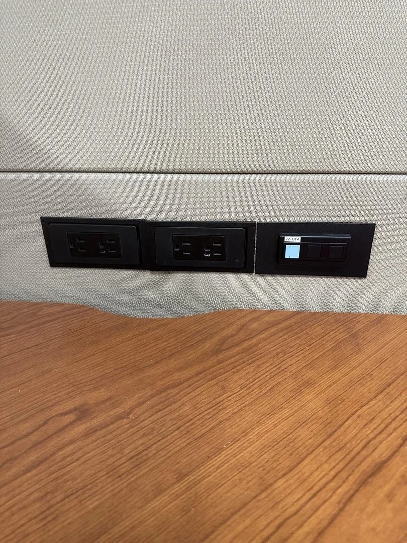 v2_kYYey4gZr6WtsvbQLbSe2KIDc9B--ZU3XcxldEtROwgnzfHb3rHUag==