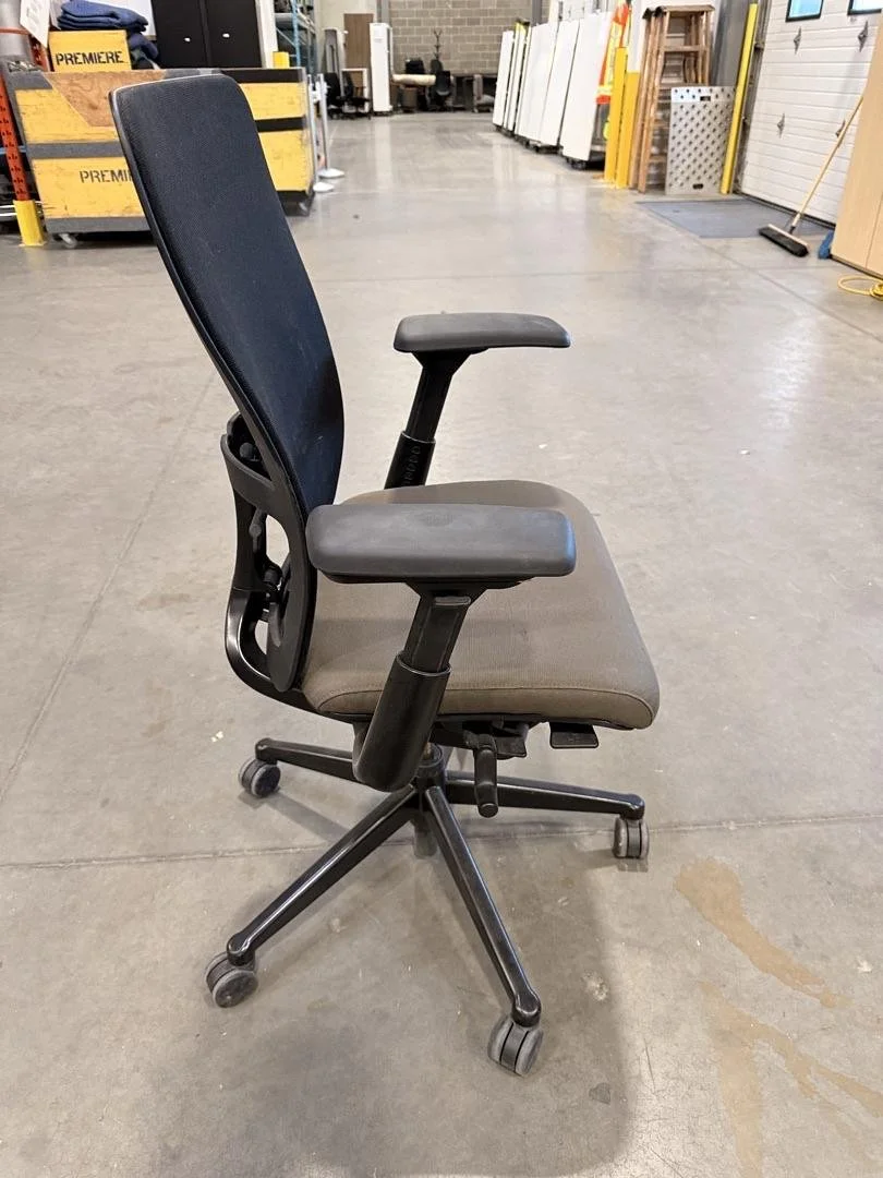 v2_aWbMdObQSRNokqZEeayt0rmWW73A6PIfZ7SrCqHnfe9V7rrXkD86Ug==