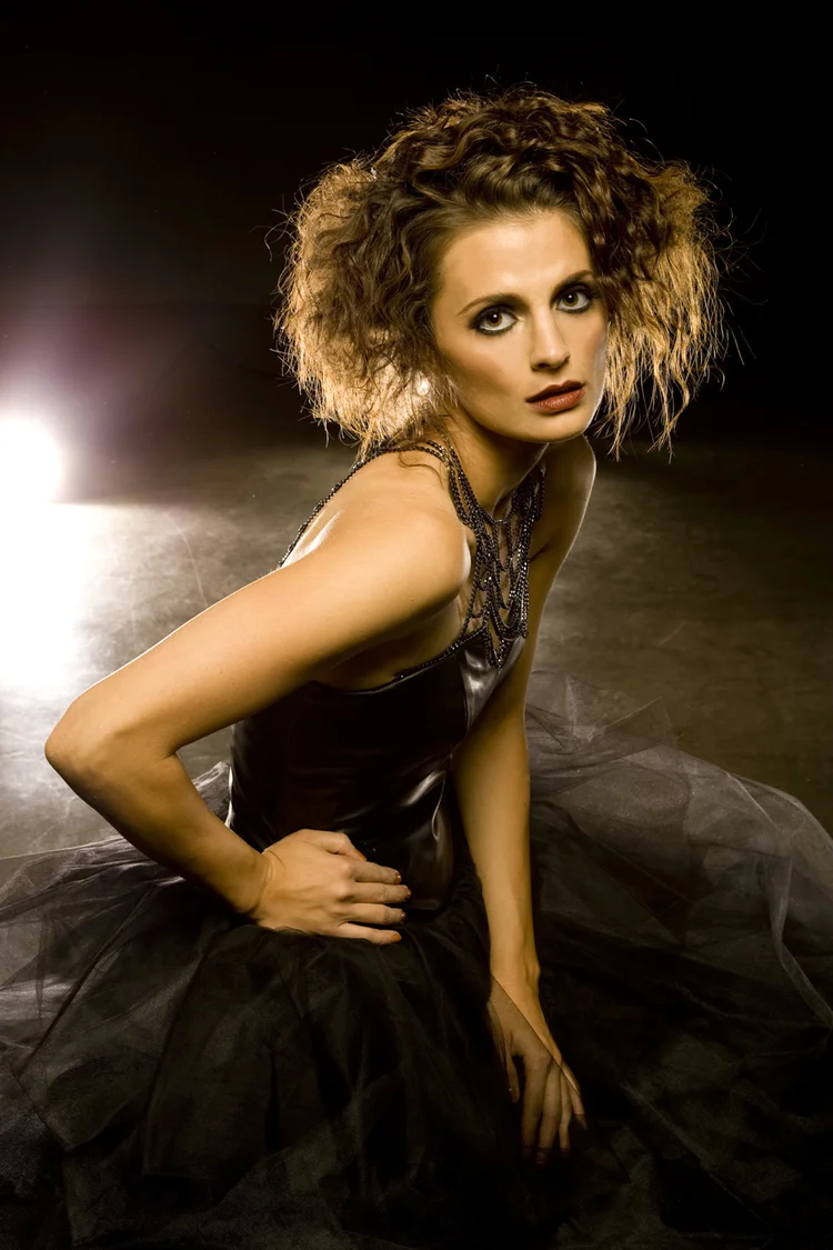 Steppin+Out+Magazine_Stana+Katic436.jpg