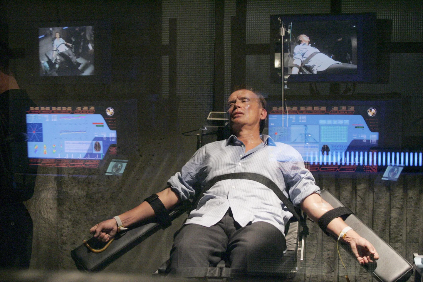6p_7p_henderson_tortured.jpg