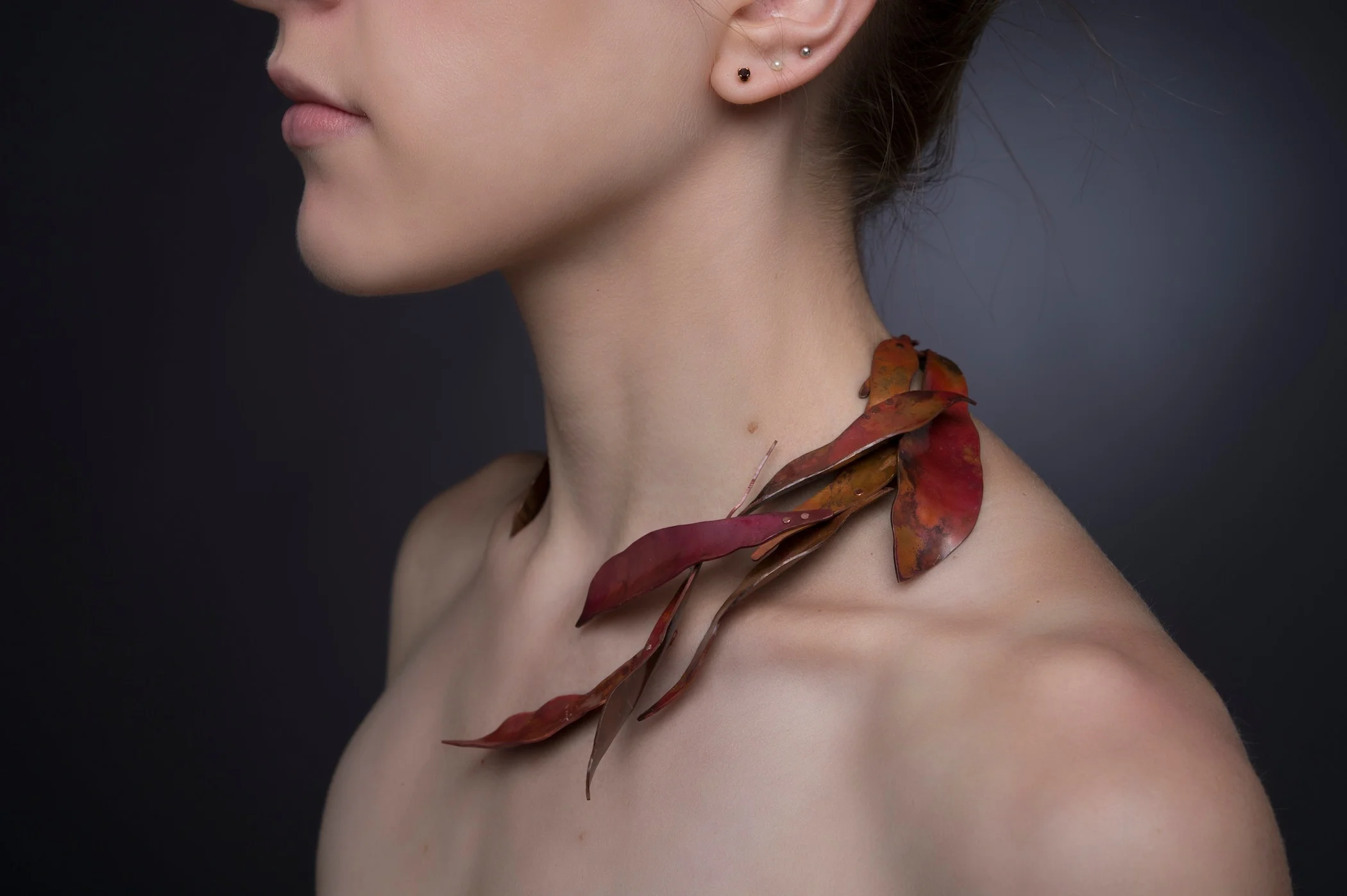 Alusitz_CardinalFlowerNeckpiece_Resubmit copy.jpg