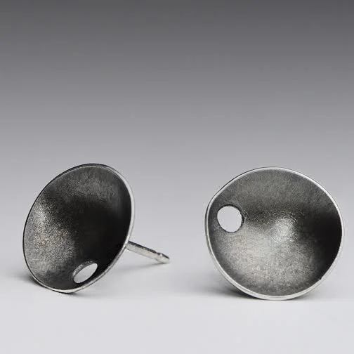 Dot Studs - Small