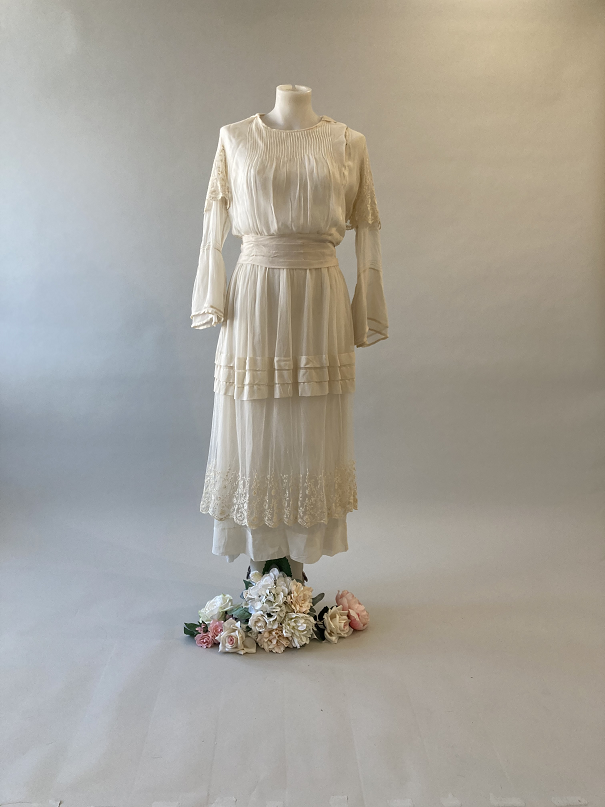 Silk-Chiffon-Chantilly-Edwardian-Gown-4.png