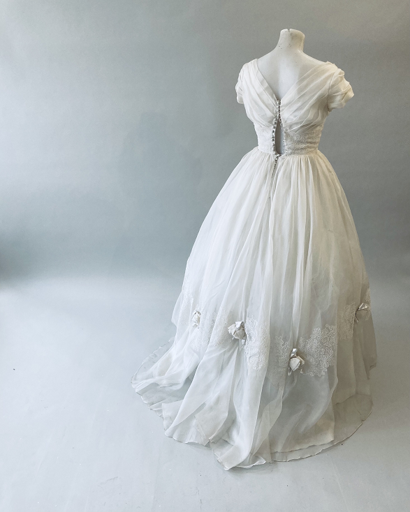 1950s-Silk-Organza-Pleated-Bodice-Alencon-Grace-Ballgown2.png
