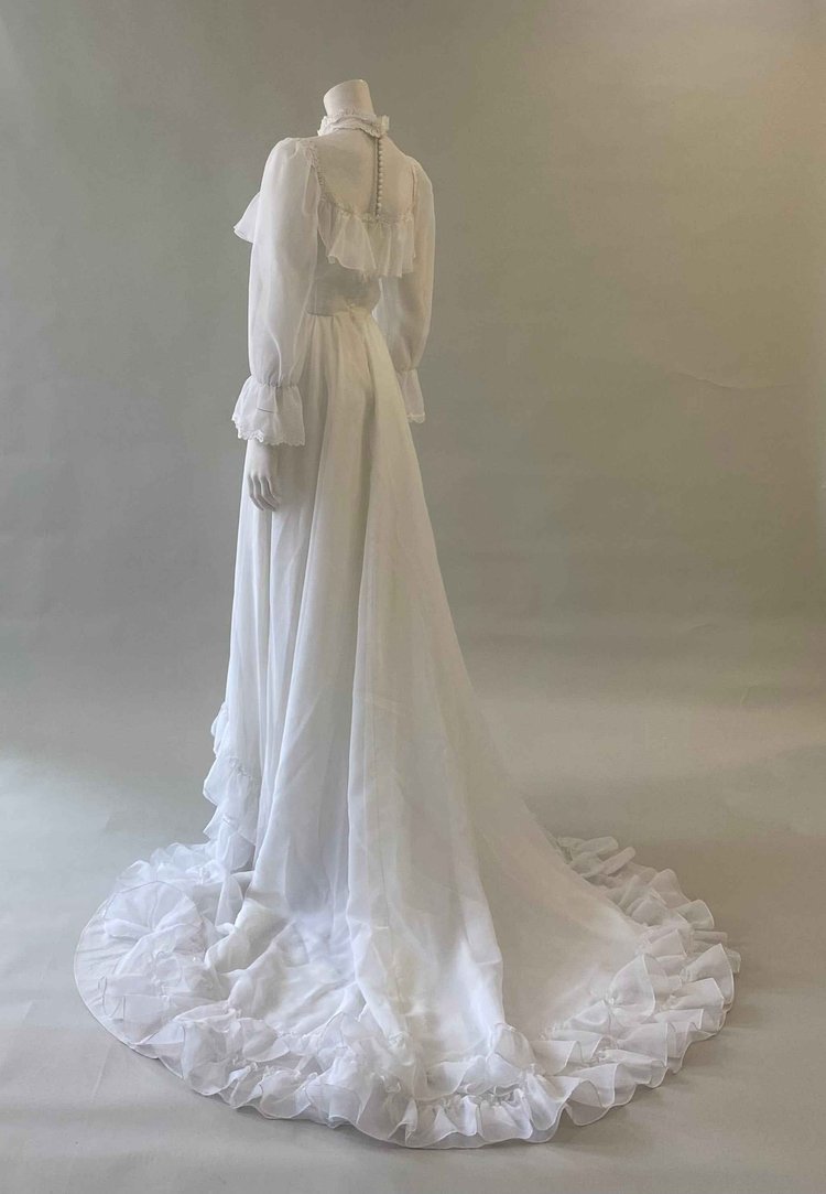knee length dresses for ladies 70s Wedding Long Sleeved Gown