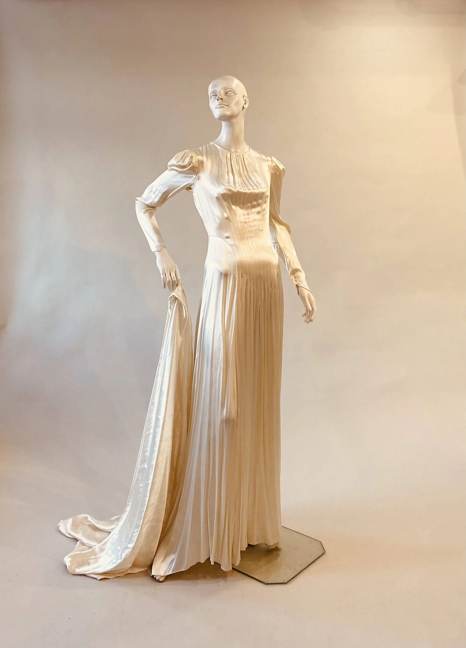 princess polly baby blue dress 20 Fabulous Art Deco Bridesmaid Dresses : Chic Vintage Brides main image 0