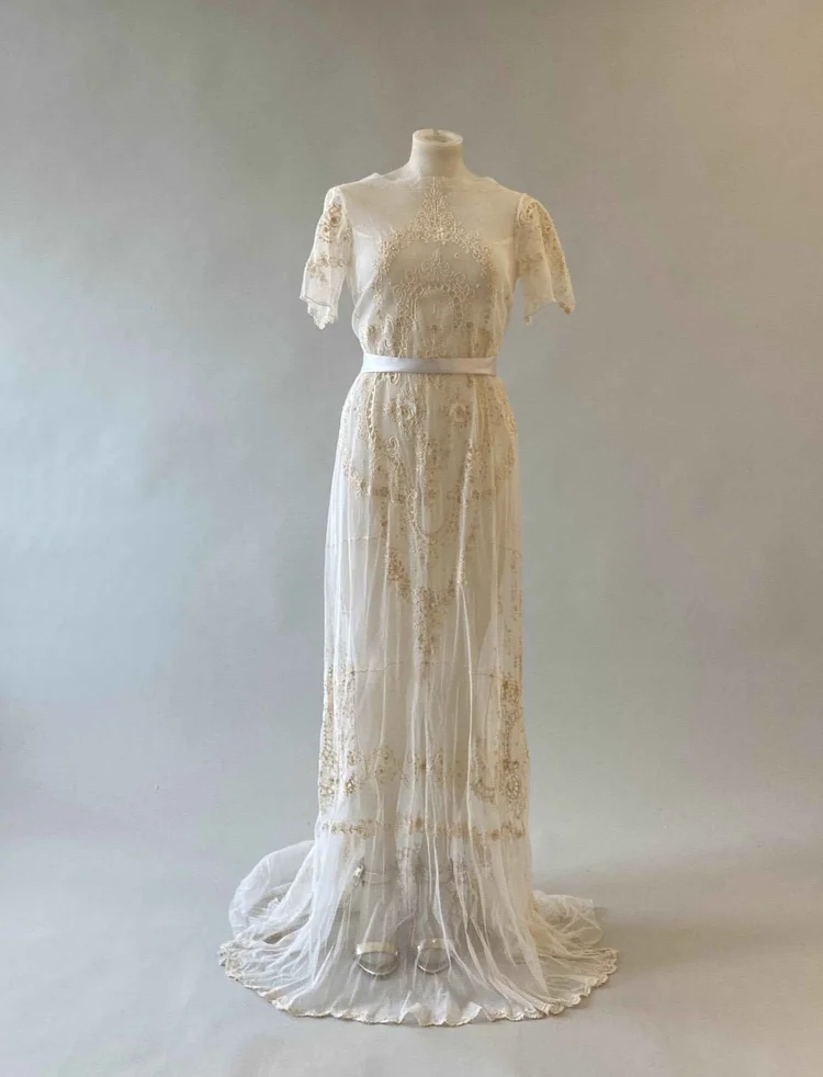 Art Nouvau 1920s Embroidered Tulle Wedding Dress