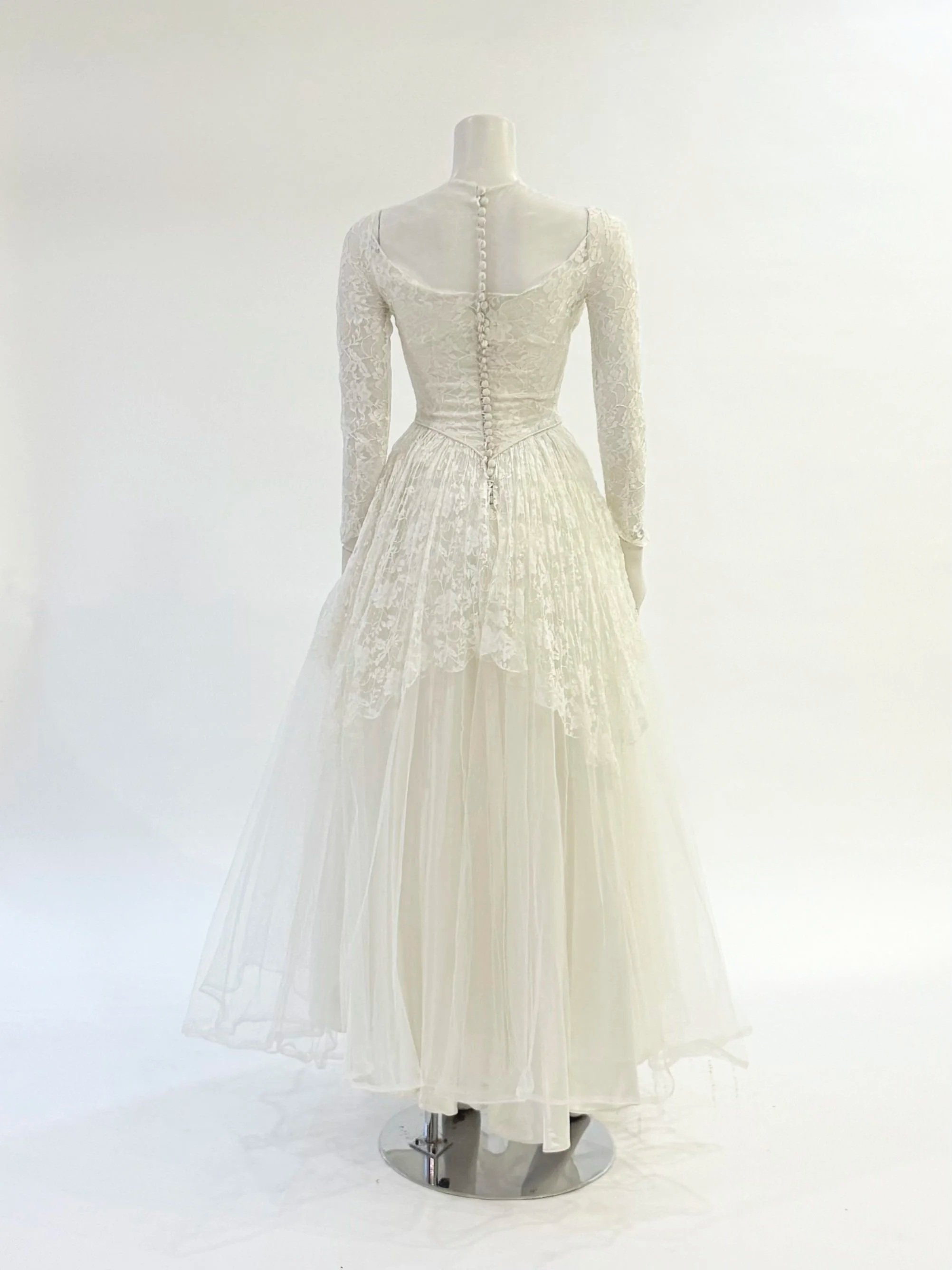 Classic 1950s French Lace and Tulle Gown