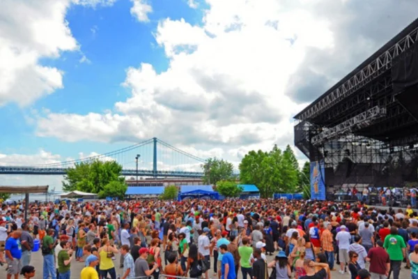 Festival Pier