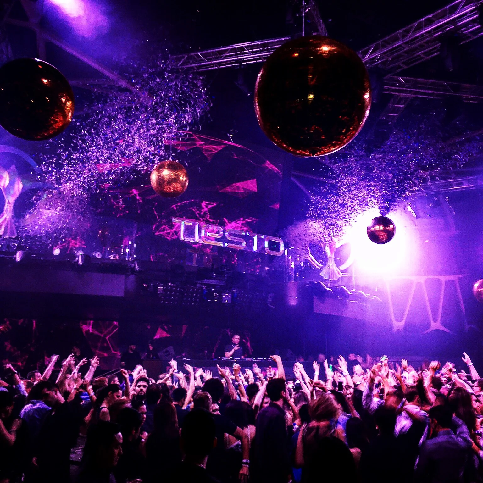 Tiesto @ Hakkasan Night Club, Las Vegas. Photo by Kellee Liverani