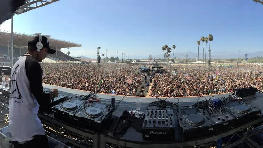 Jauz at HARD SUMMER 2015