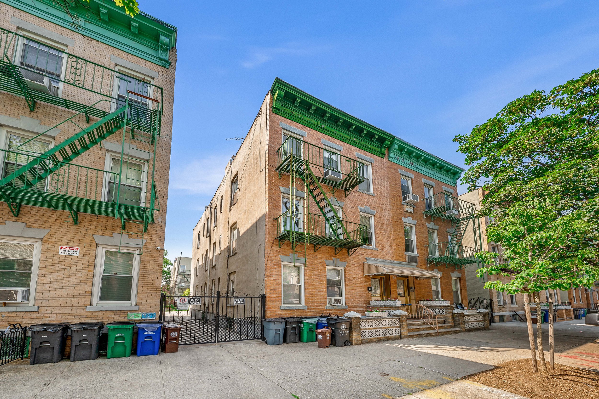 32-34 44th Street, Astoria, NY 11103