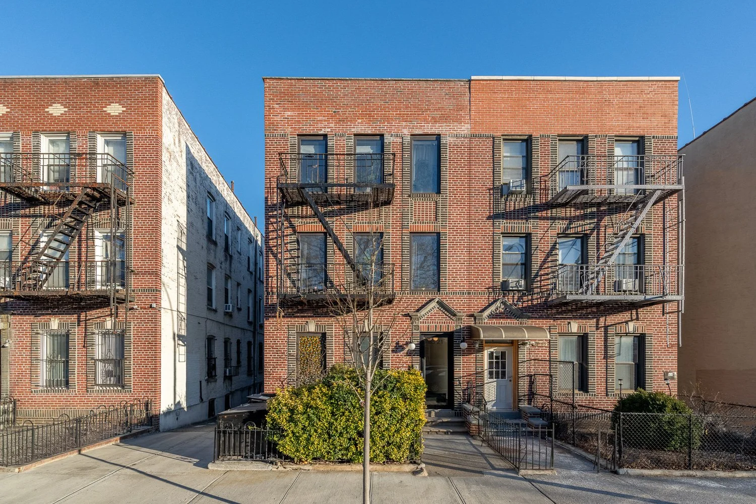 35-21 Crescent Street, Astoria, NY 11106