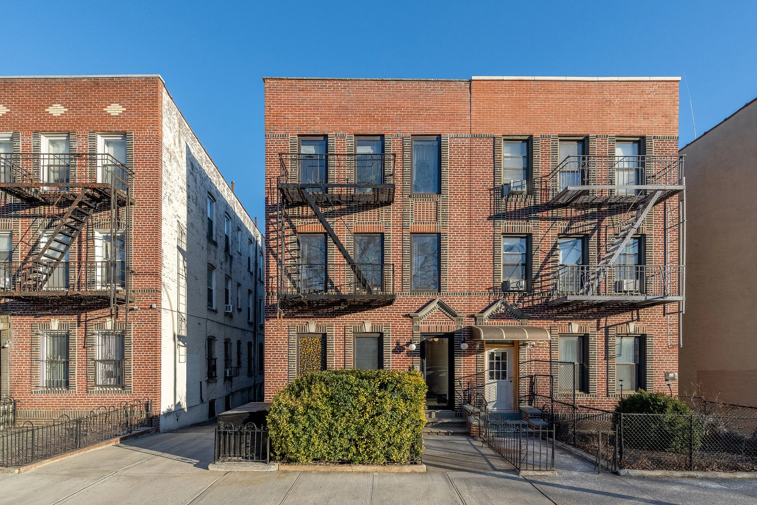 35-21 Crescent Street, Astoria, NY 11106