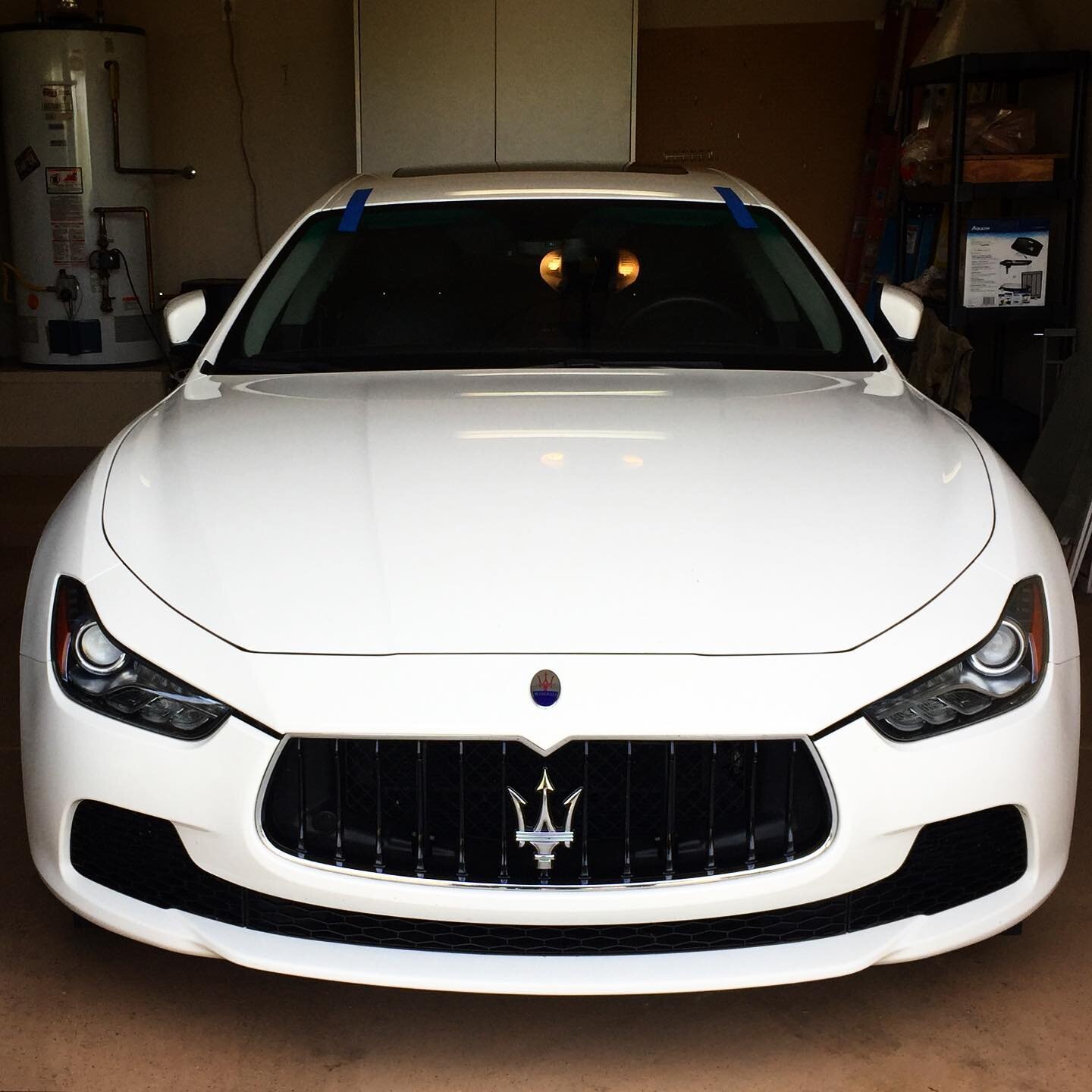 windshield replacement on this #maserati from this week 👌🏼
&bull;
&bull;
&bull;

#carsofinstagram #cars #autoglass #autoglassreplacement #azautoglass #mtnsideglassaz #automotive #arizonabusiness #momandpopshop #arizona #windshieldreplacement #winds